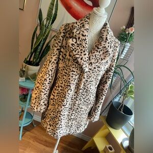 Y2K Fuzzy Black and Peach Leopard Print Faux Fur ‘Guess’ Teddy Coat, Sz S